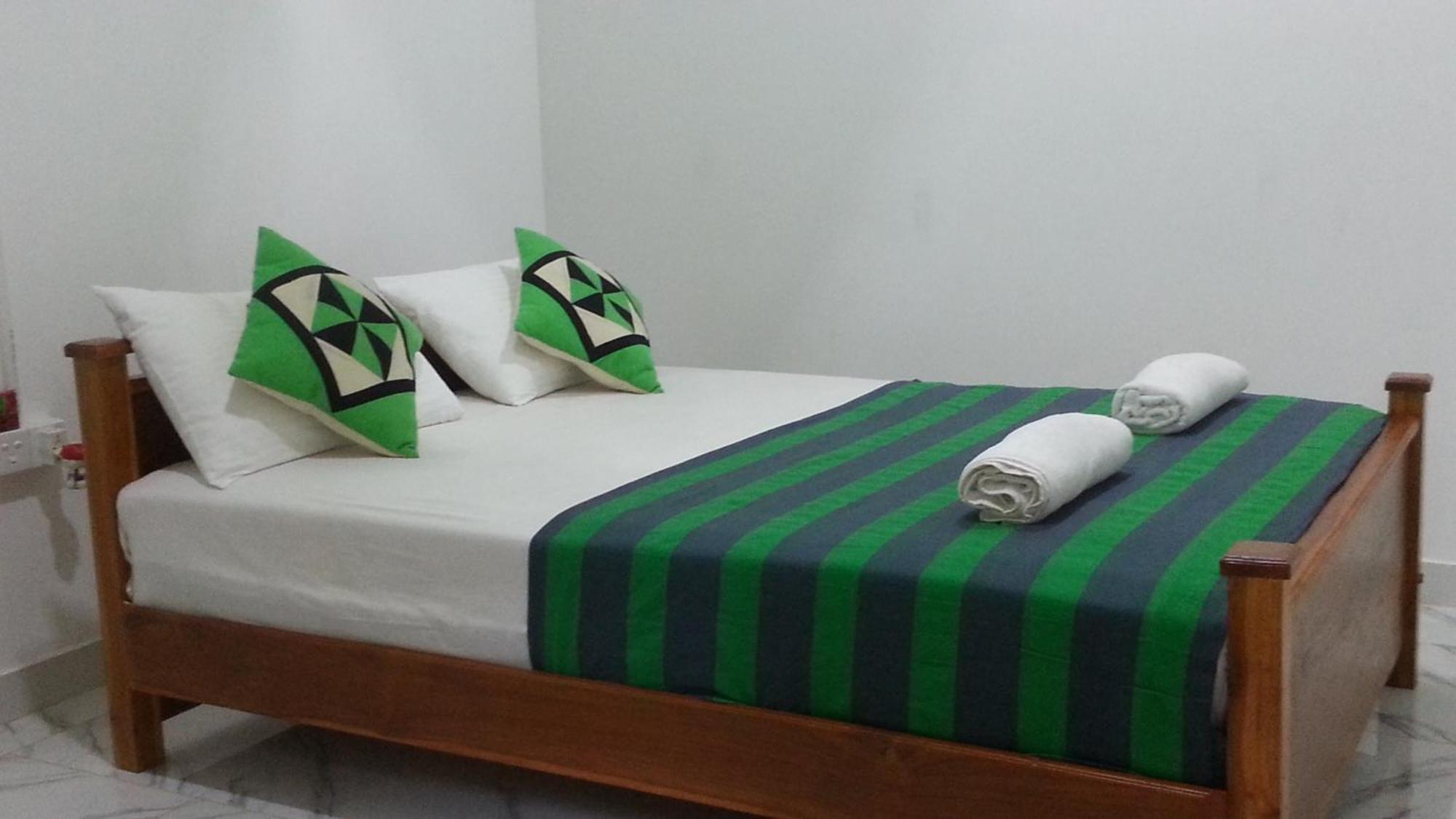 Leesa Villa Safari Resort Udawalawe Eksteriør billede